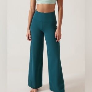 Athleta Elation Wide Pants - Size XXS